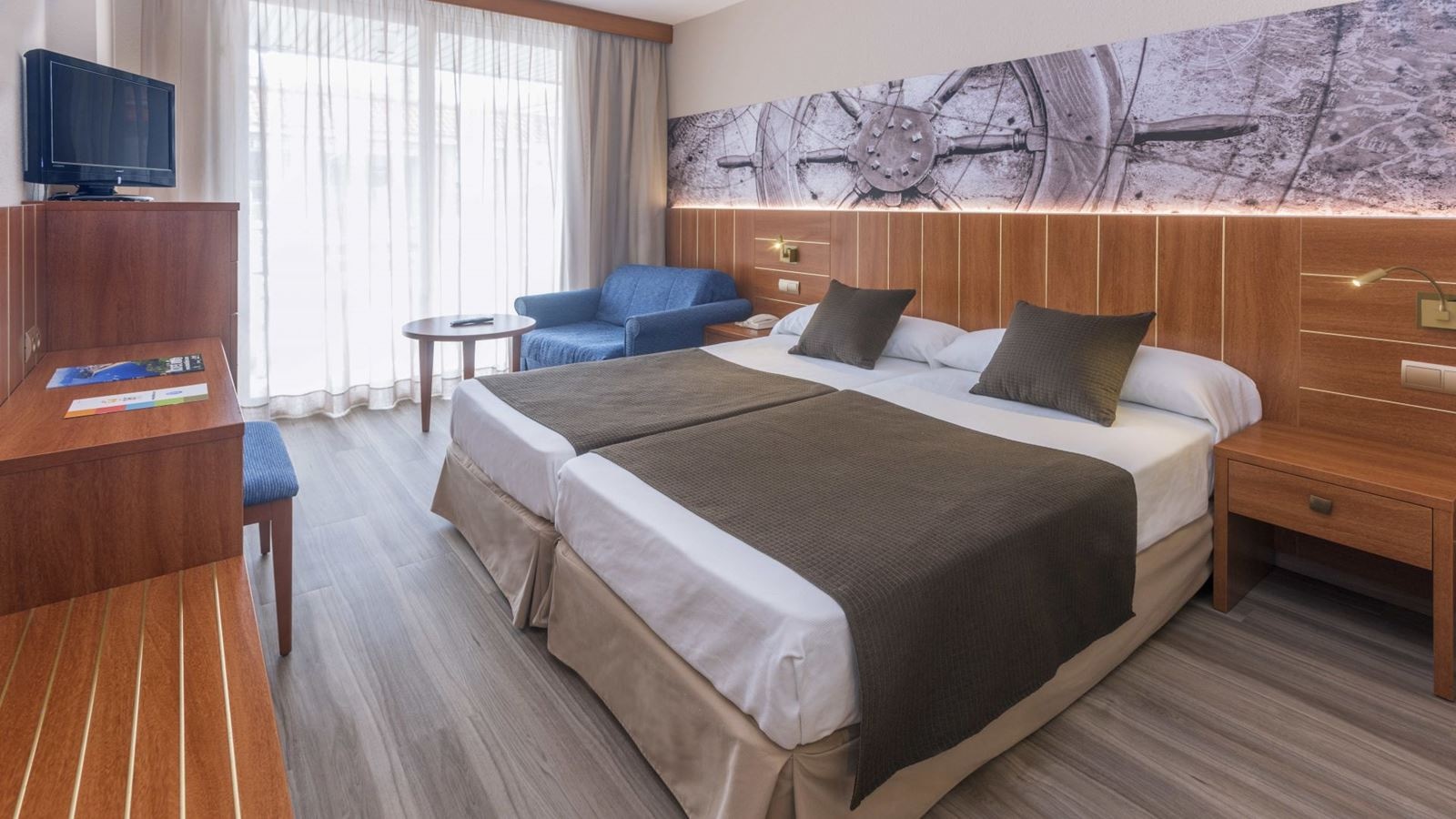 rooms-standard-room