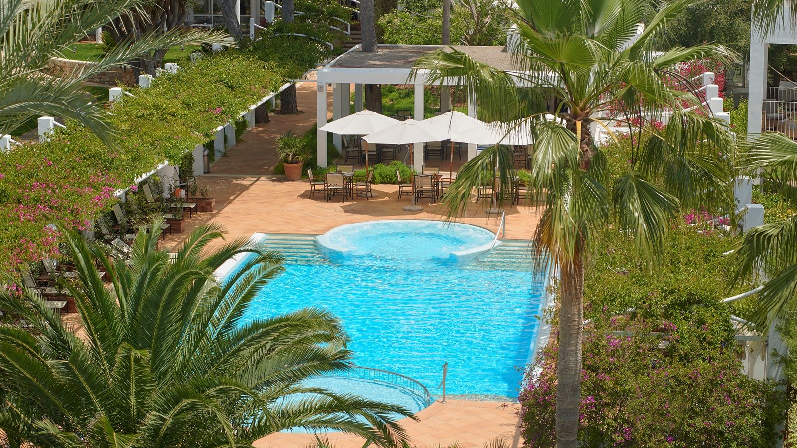pools-main-building