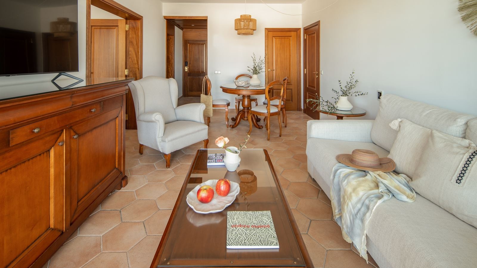 rooms-junior-suite