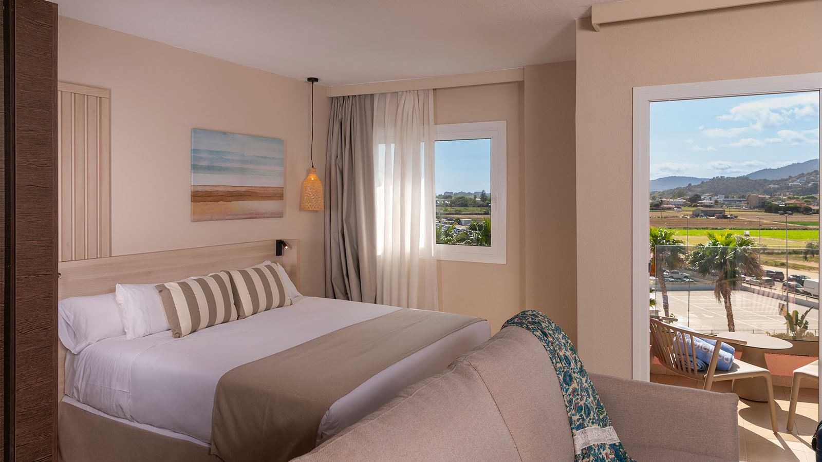rooms-junior-suite