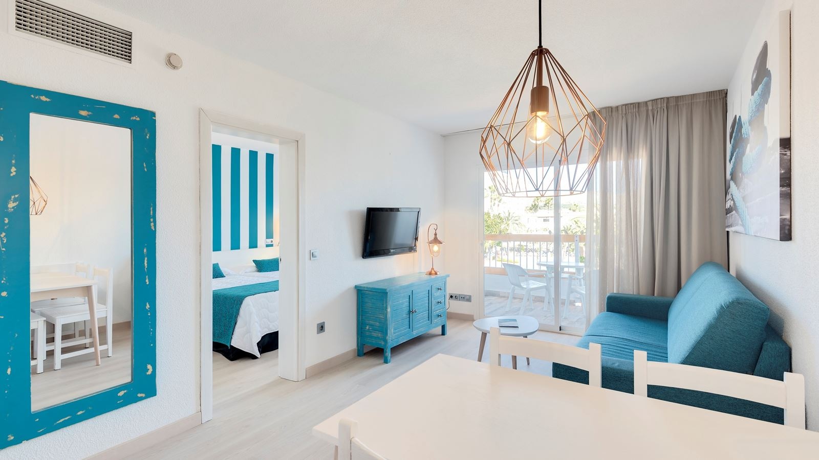 rooms-standard-apartment-balcony-or-terrace-economy
