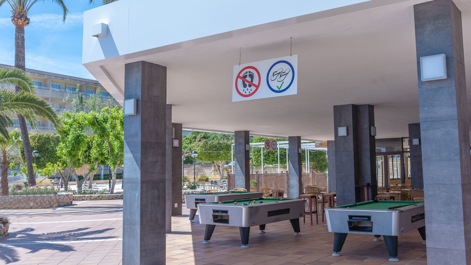 restaurants-snack-bar