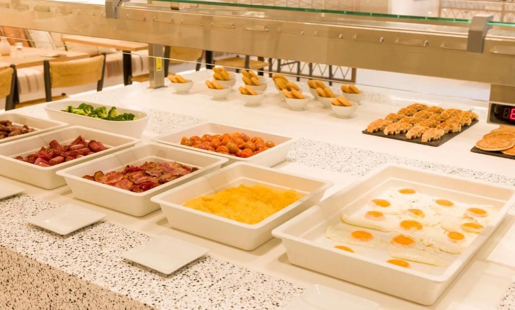 restaurants-restaurant-buffet