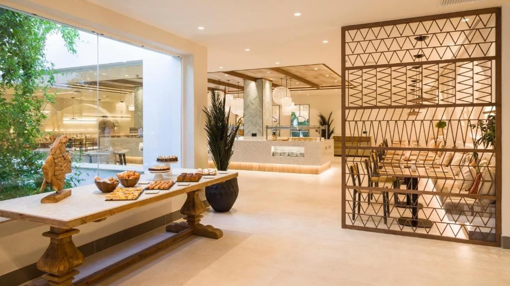 restaurants-restaurant-buffet