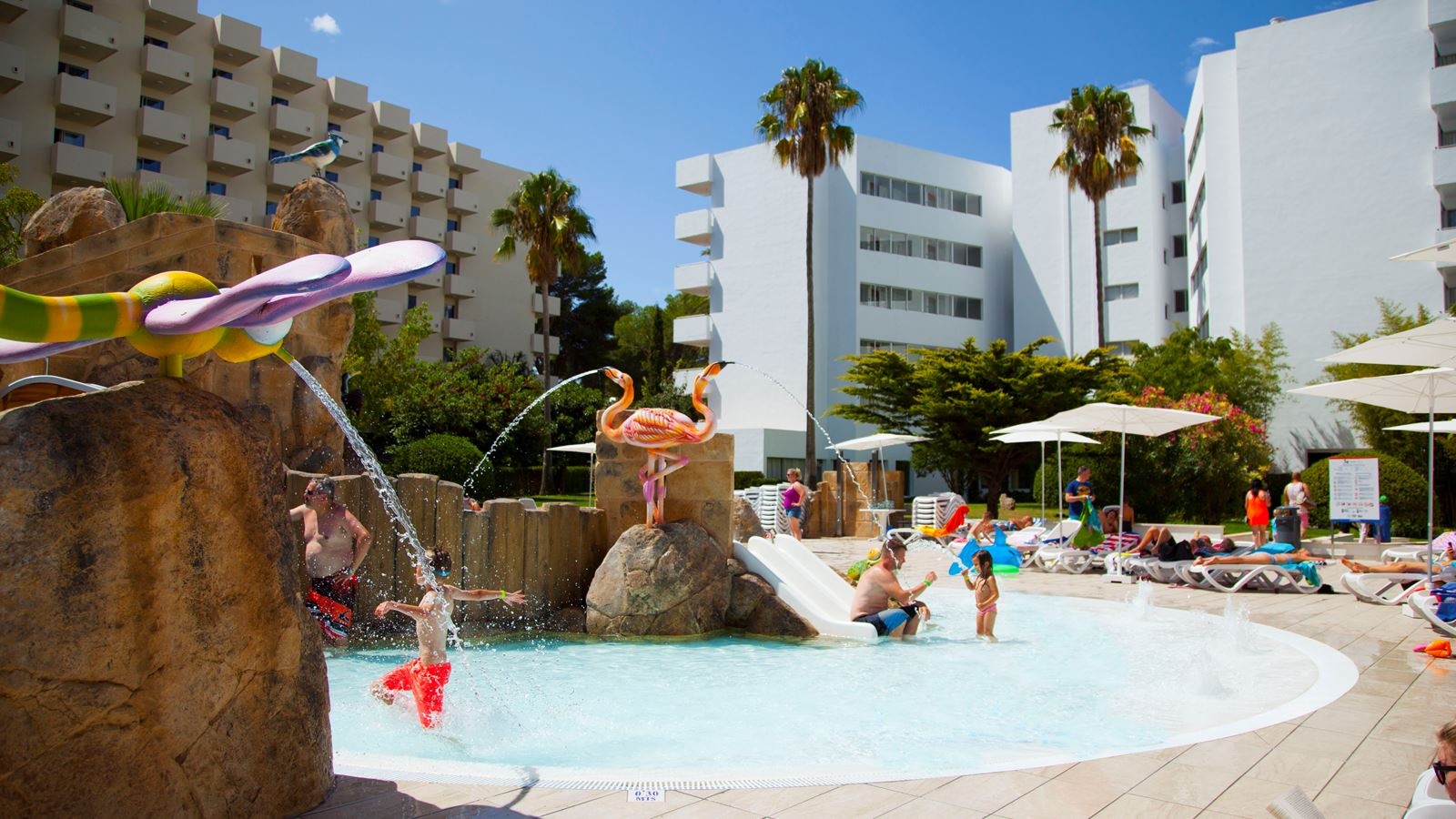pools-outdoor-childrens-pool