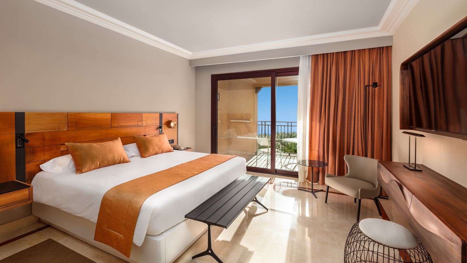 rooms-dde-double-deluxe-balcony
