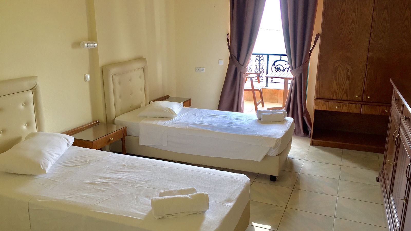 rooms-double-room