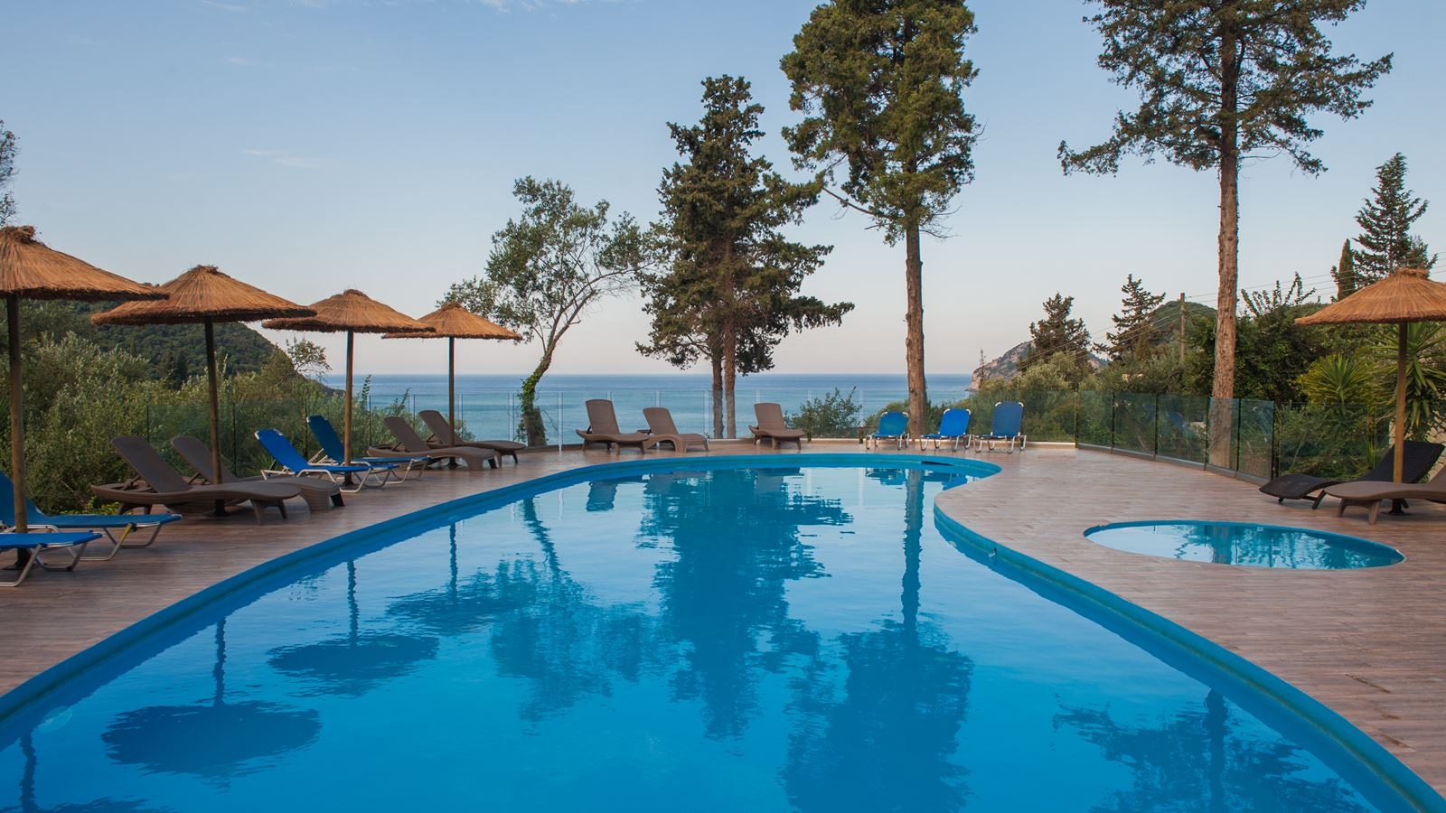 pools-outdoor-pool