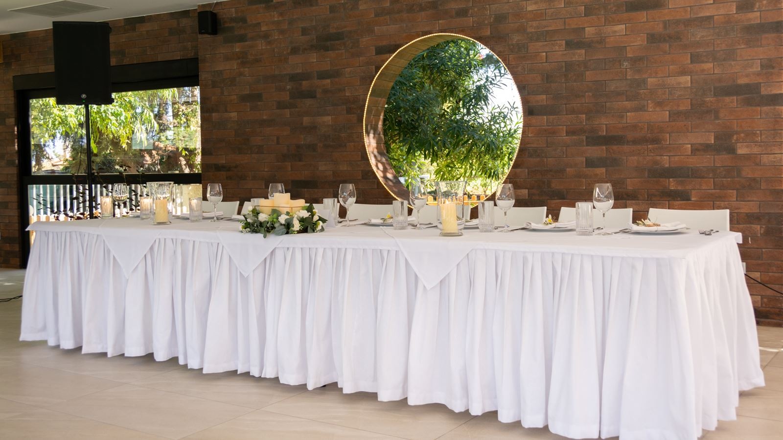 restaurants-matoula-main-restaurant