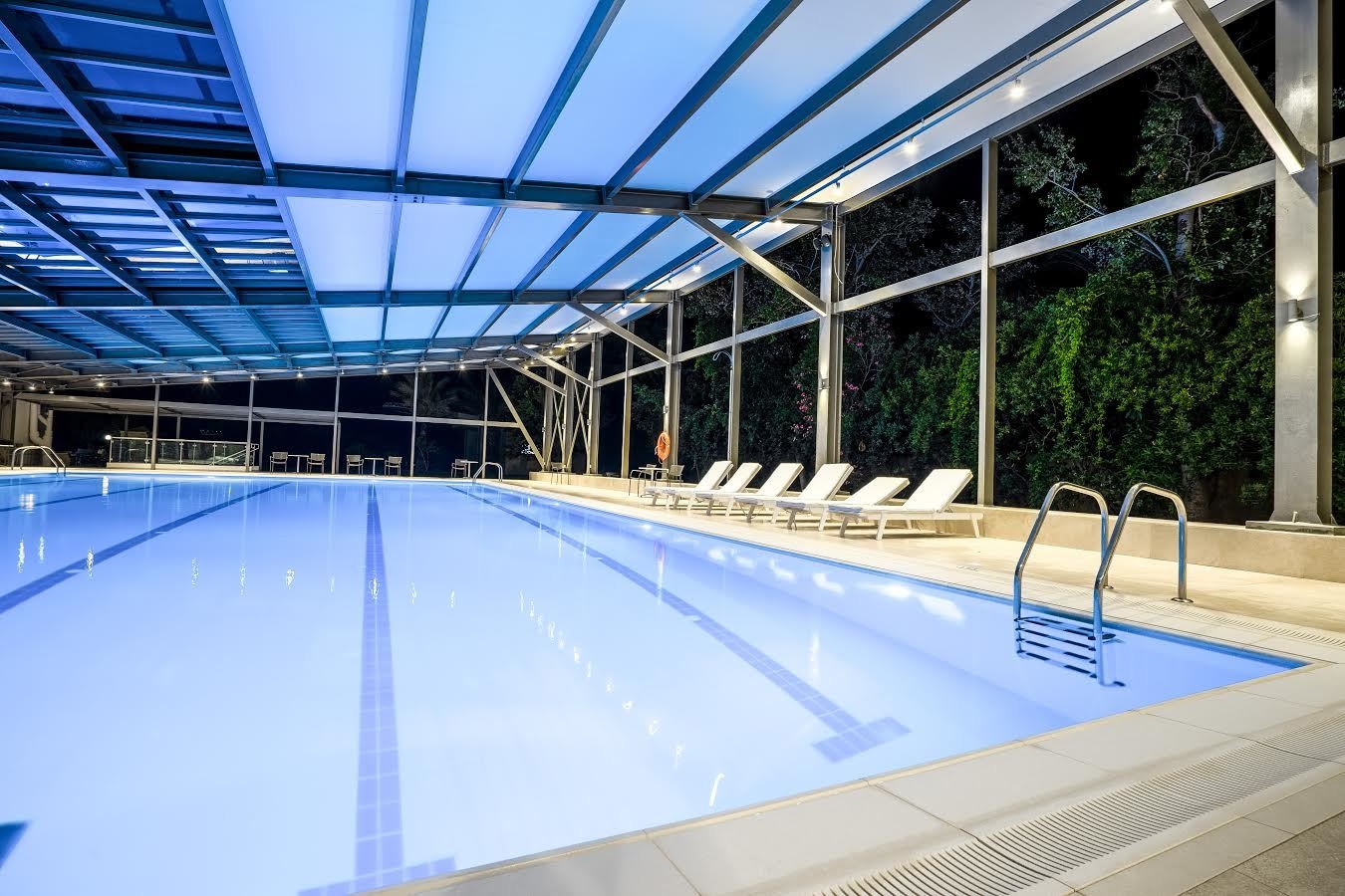 pools-indoor-pool