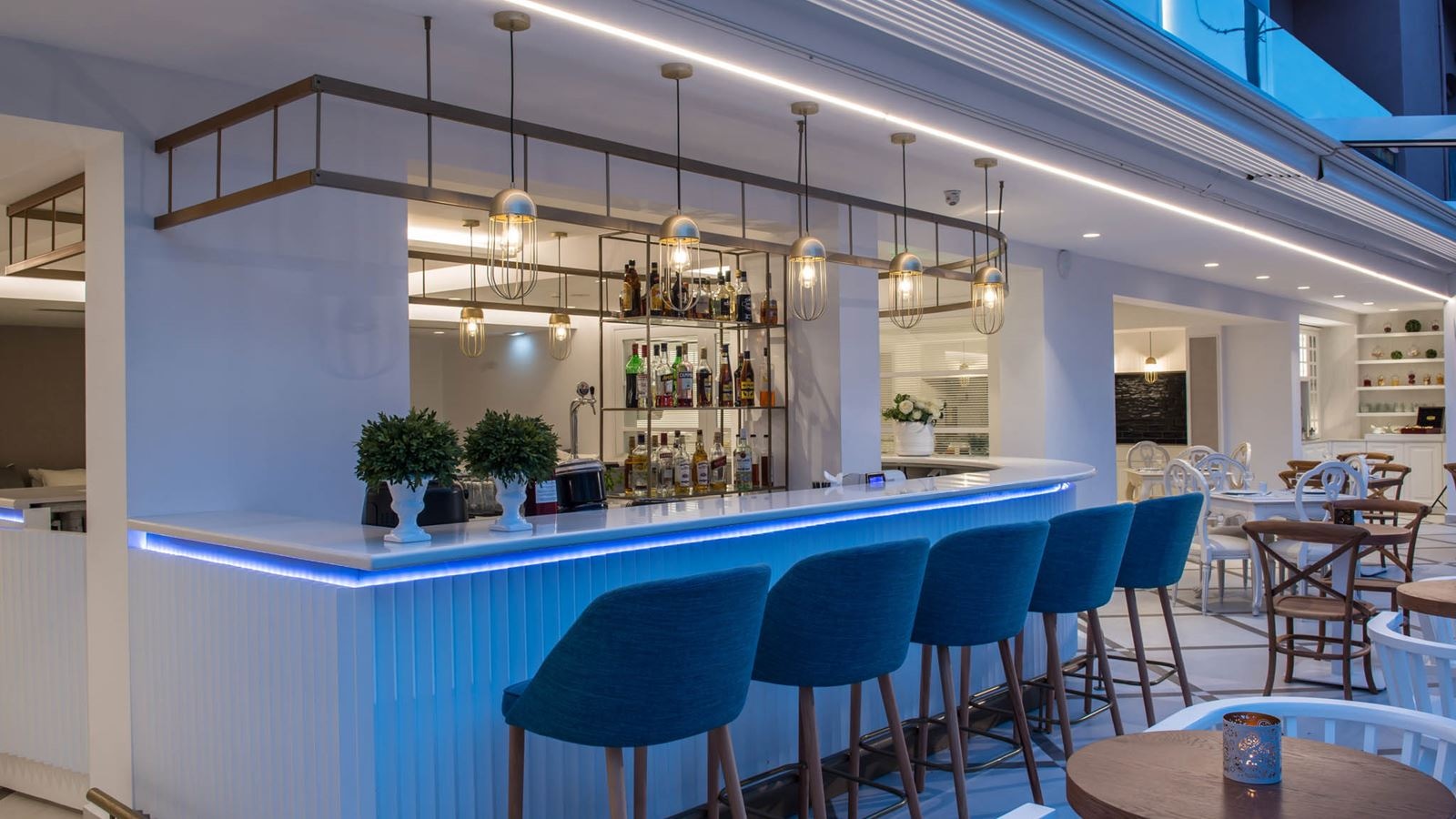 bars-main-bar