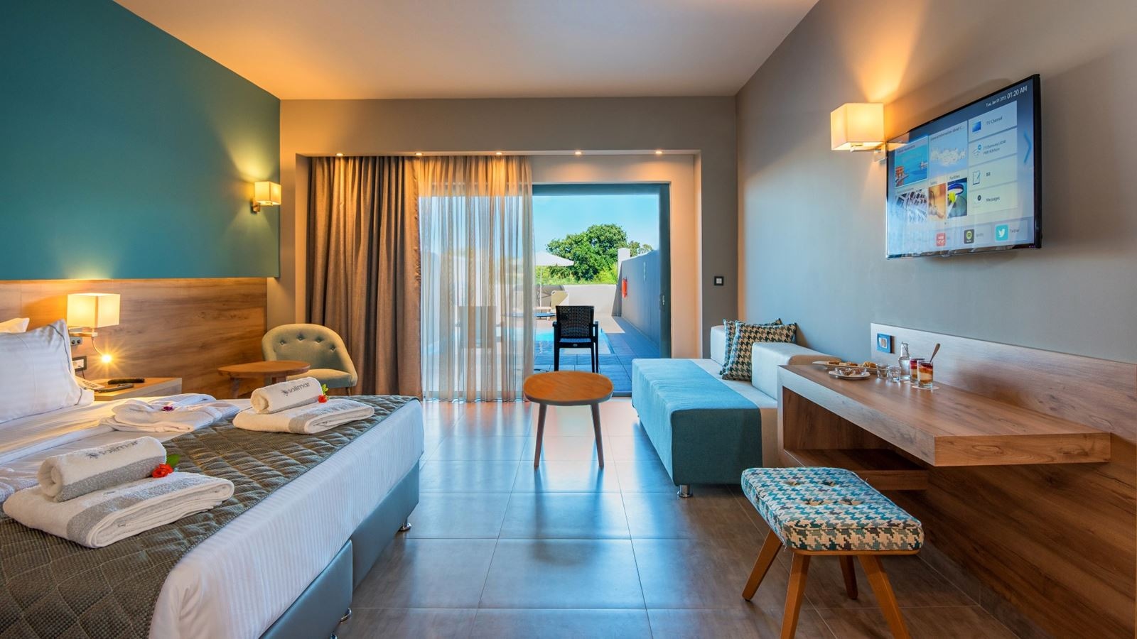 rooms-superior-double-room-private-pool