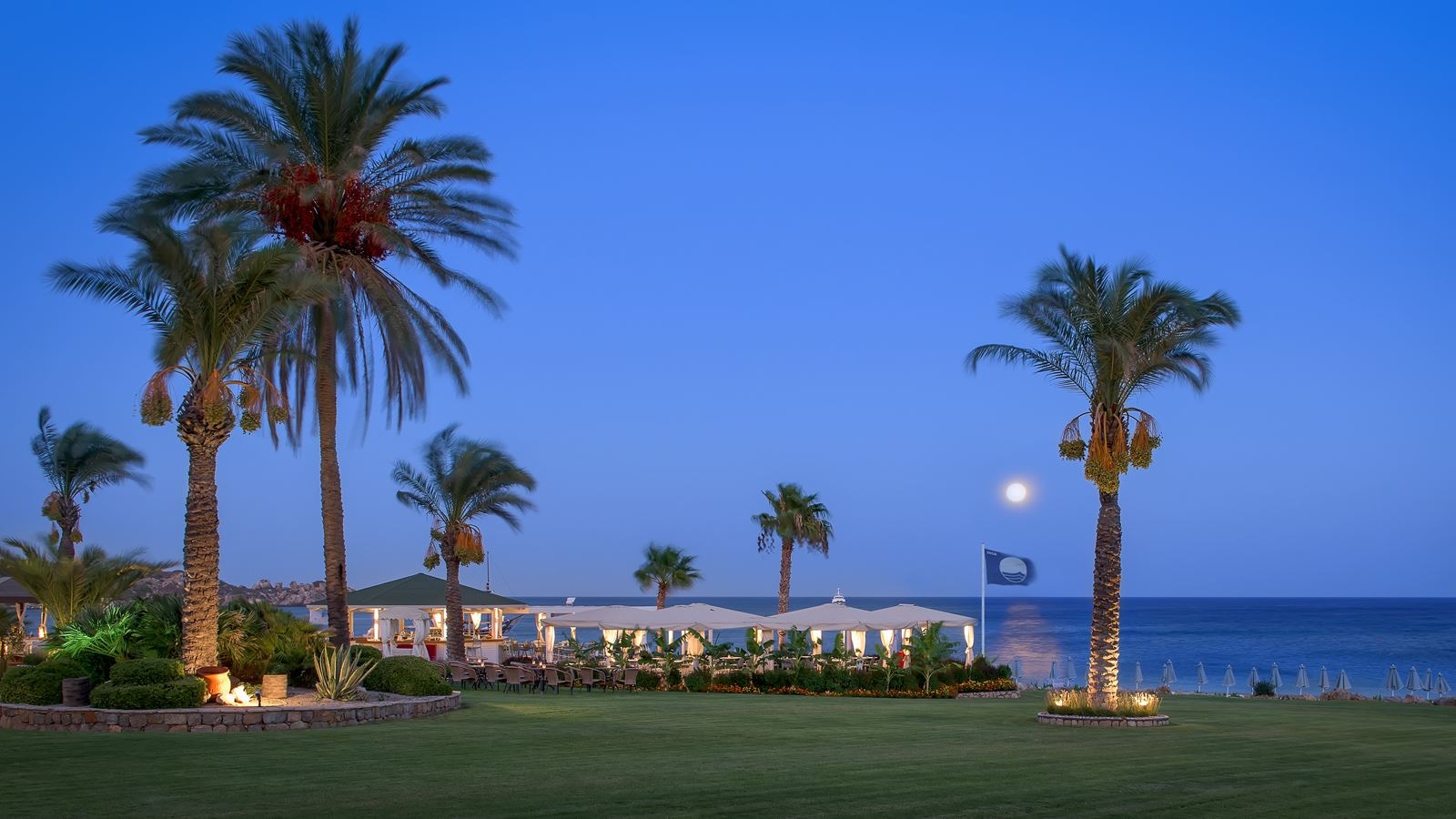 restaurants-poseidon-beach-bar