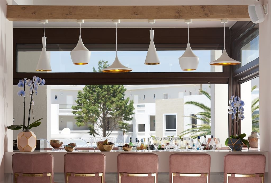 bars-main-bar