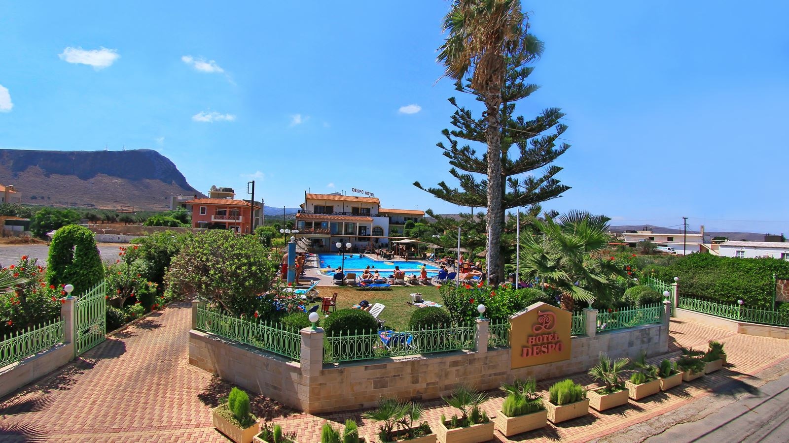 pools-outdoor-pool