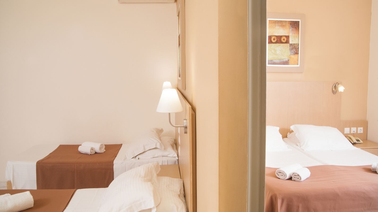 rooms-family-room