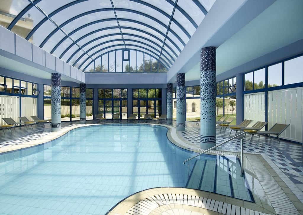 pools-indoor-pool