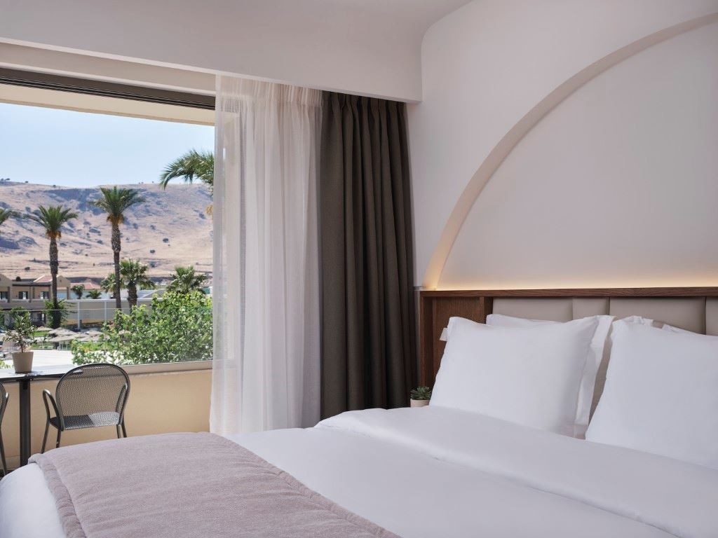 rooms-family-room