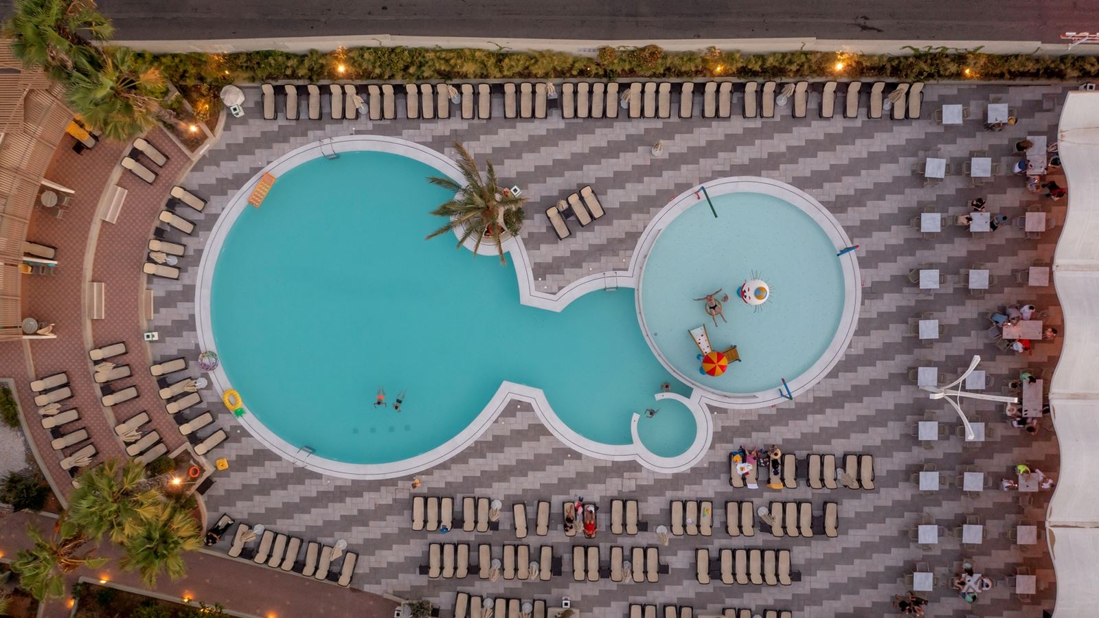 pools-outdoor-pool