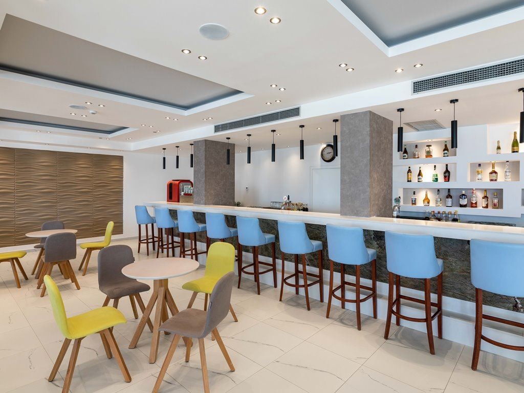 bars-lobby-bar