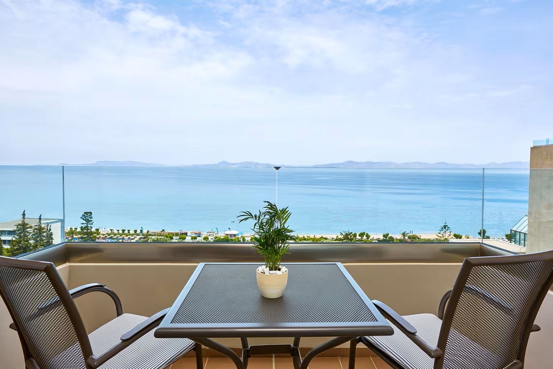 rooms-panoramic-room-sea-view