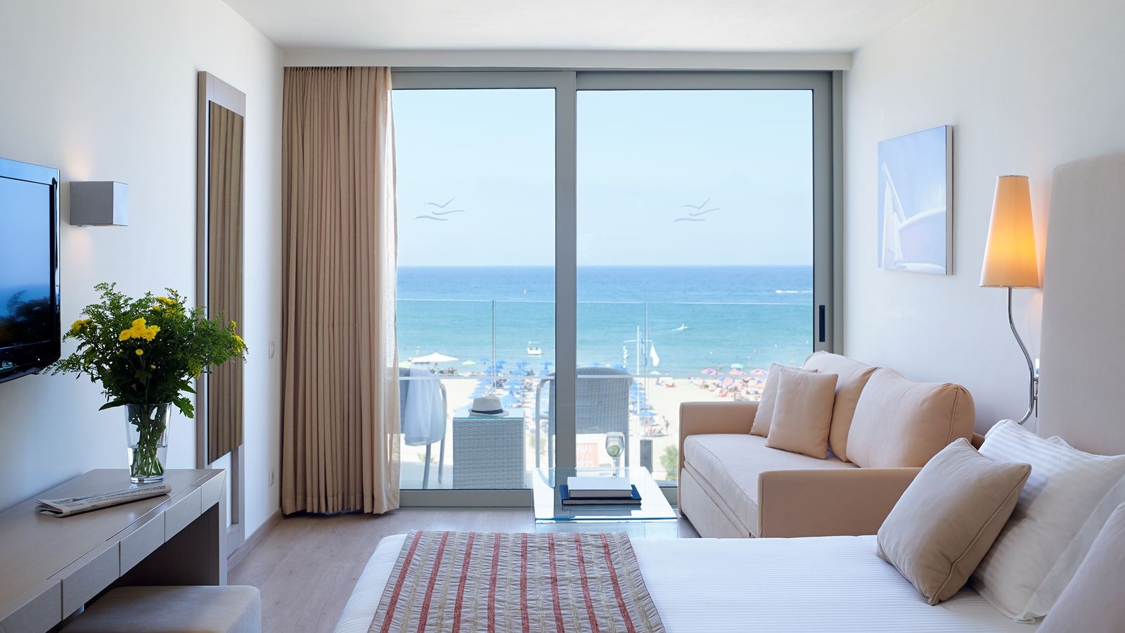 rooms-superior-junior-suite-sea-view