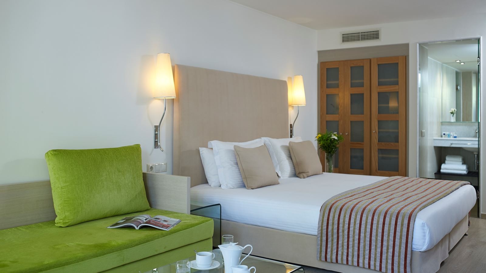 rooms-superior-junior-suite-sea-view