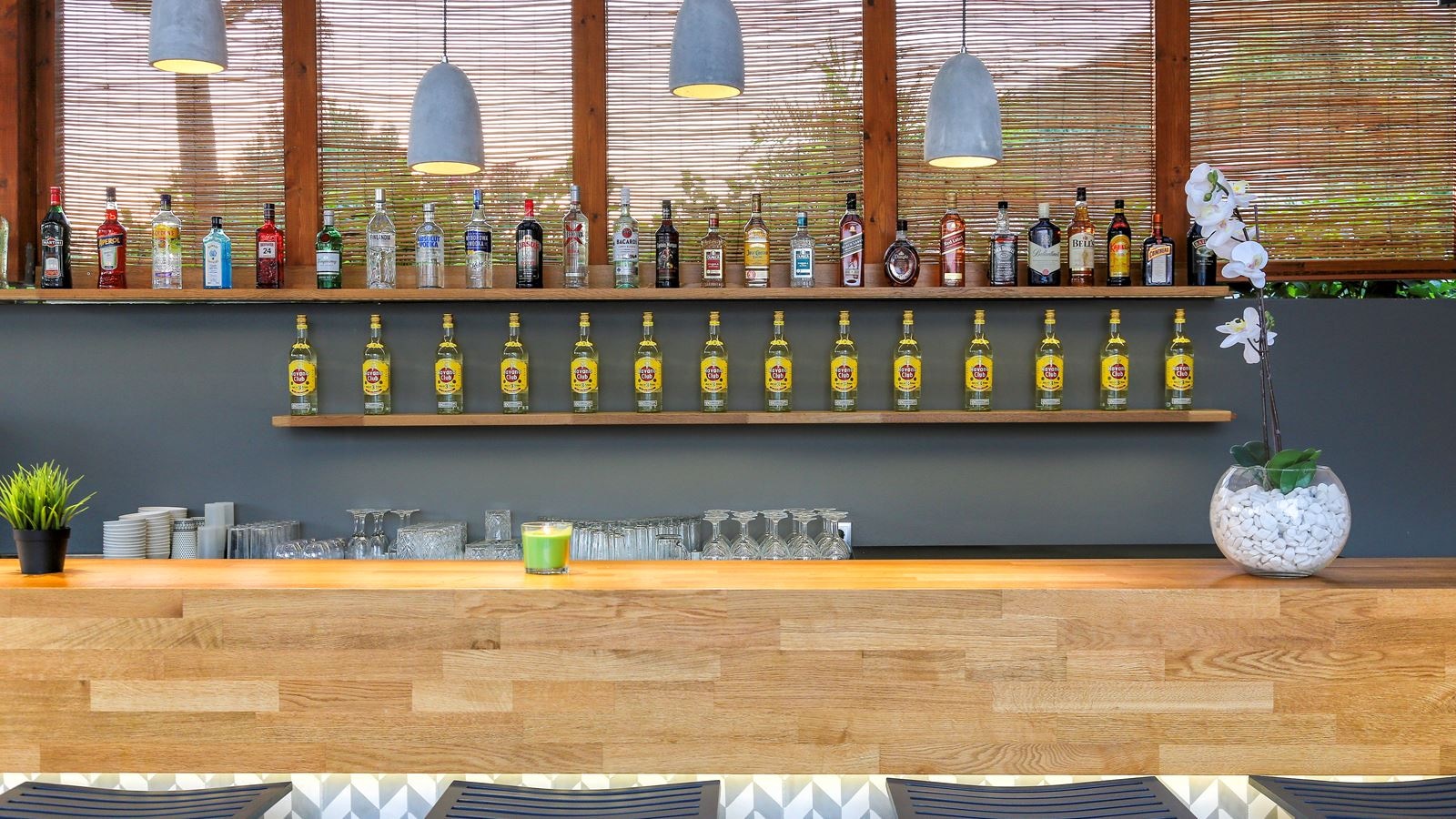 bars-lounge-800