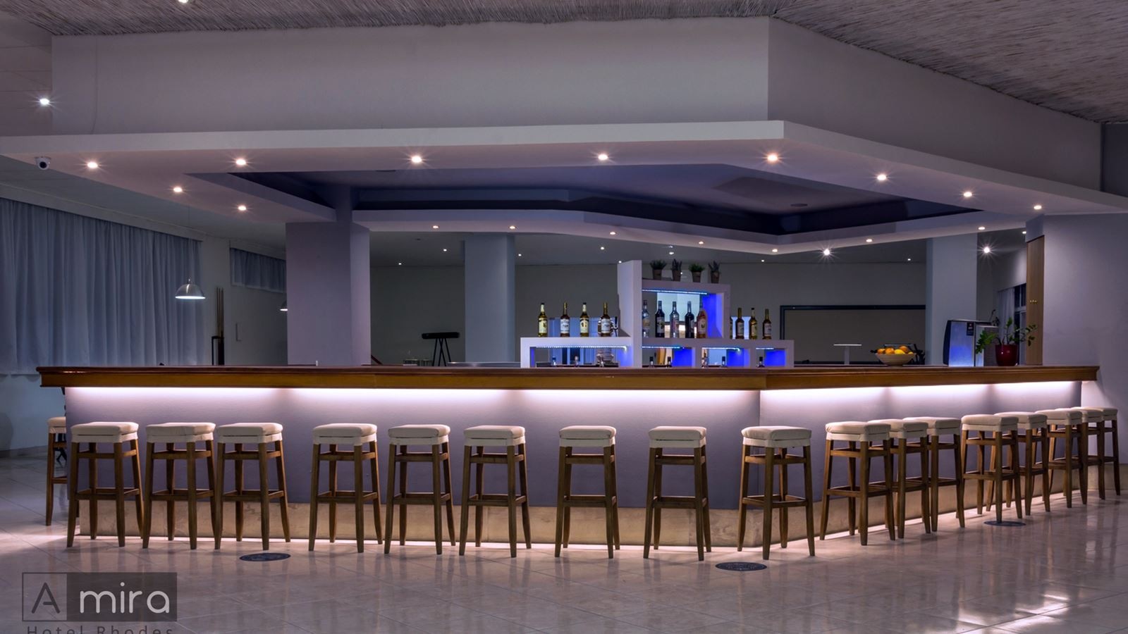 bars-main-bar