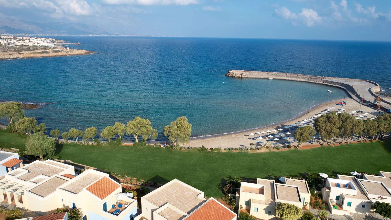 rooms-bungalow-suite-waterfront