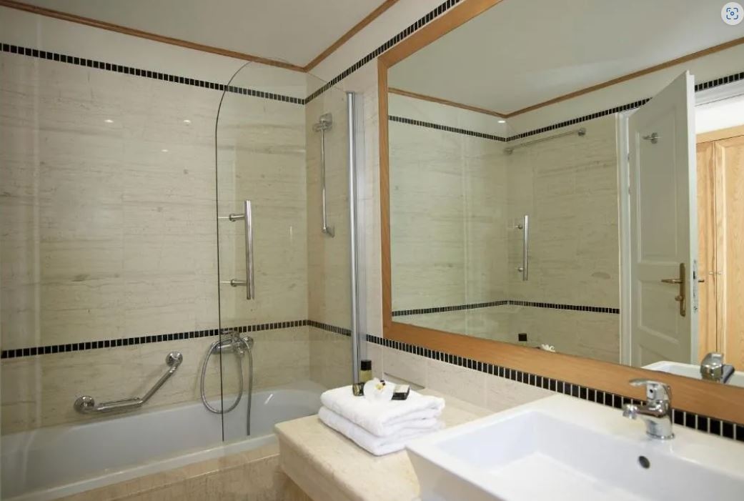 rooms-suite