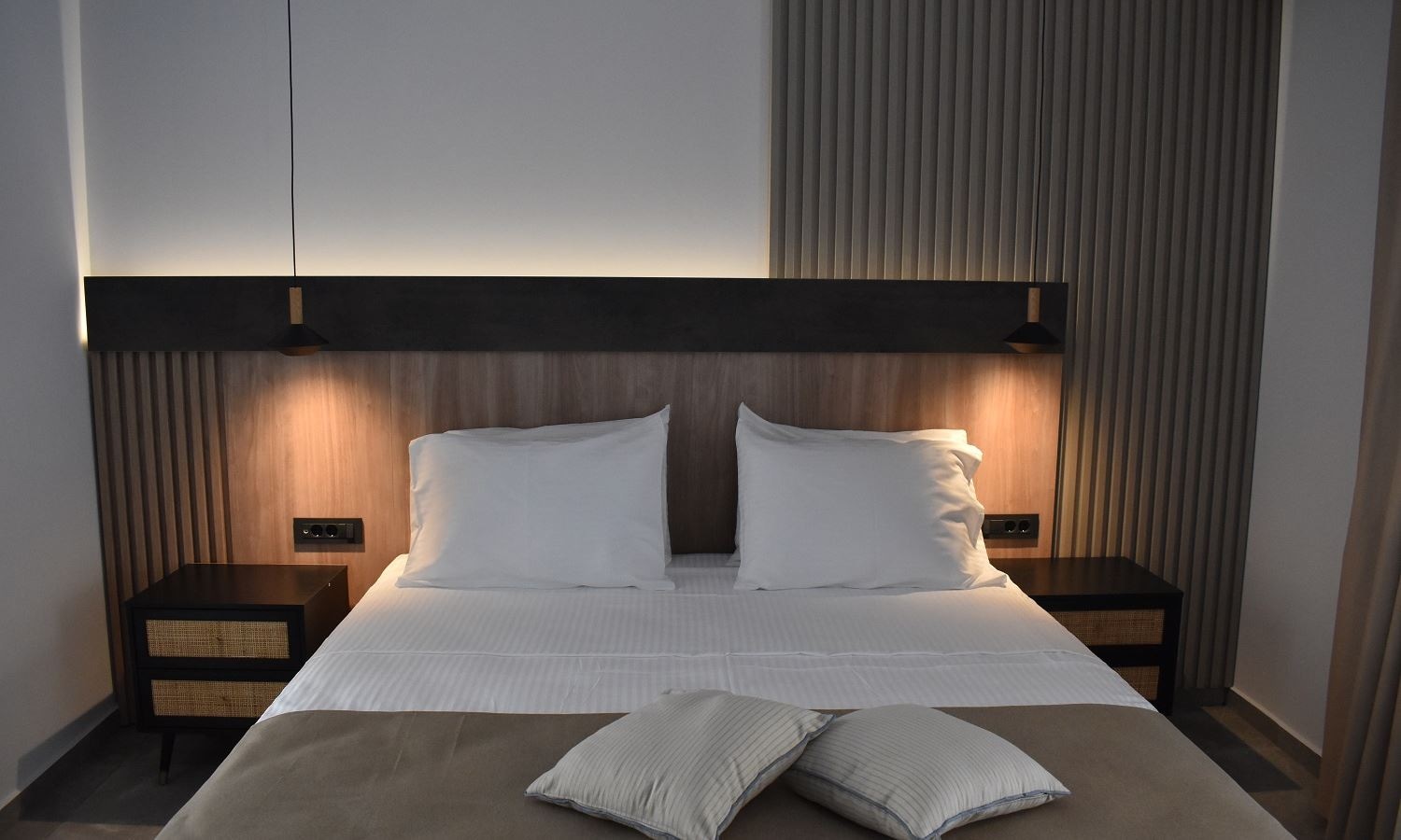 rooms-junion-suite-with-private-swimmingpool