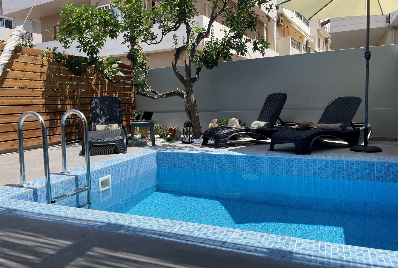 rooms-junion-suite-with-private-swimmingpool