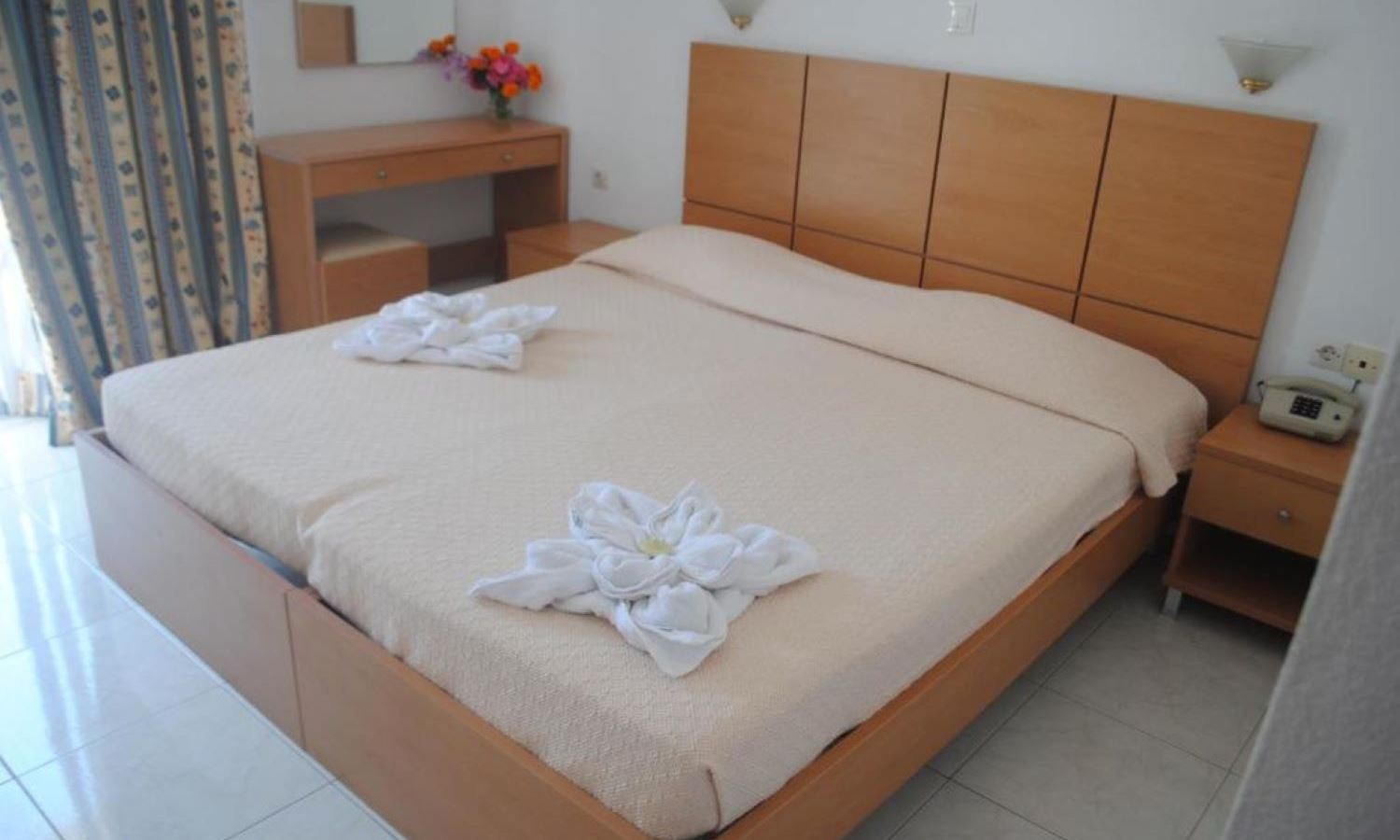 rooms-single-room