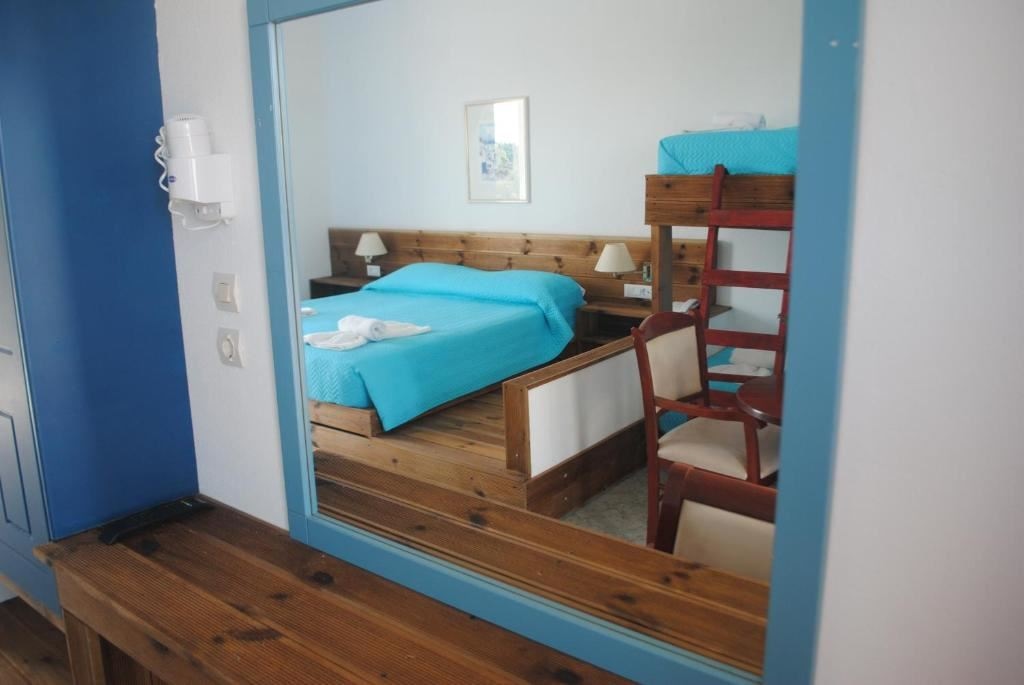 rooms-family-room-bunkbed
