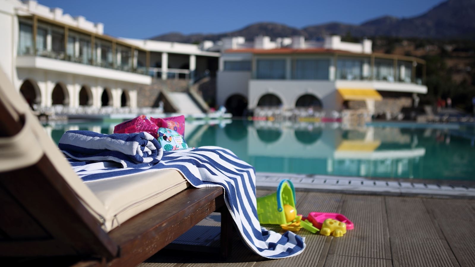 pools-outdoor-pool