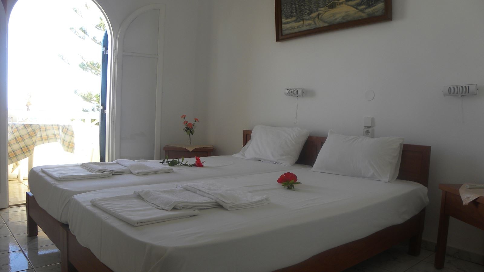 rooms-apartment-one-bedroom-first-floor-3-pax