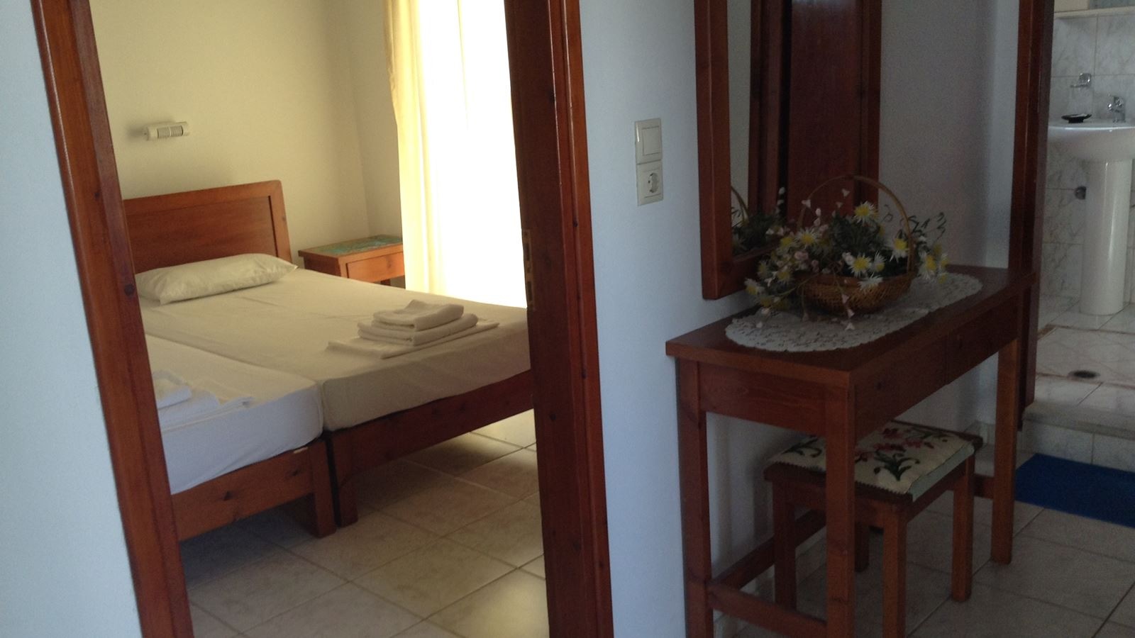 rooms-apartment-two-bedrooms-ground-floor-5-pax