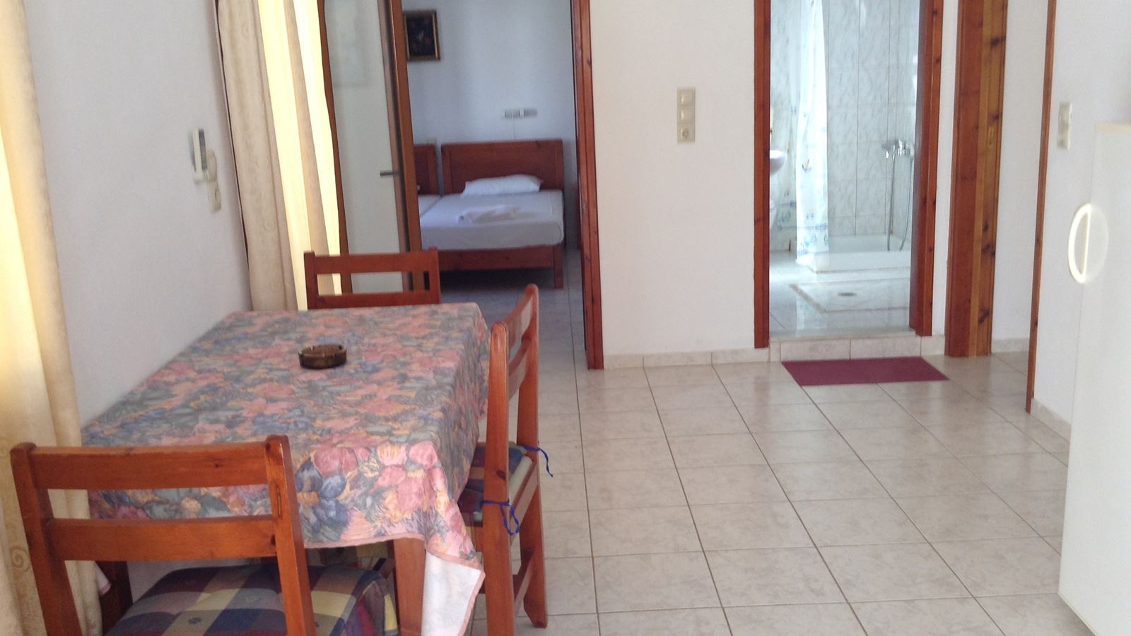 rooms-apartment-two-bedrooms-ground-floor-5-pax