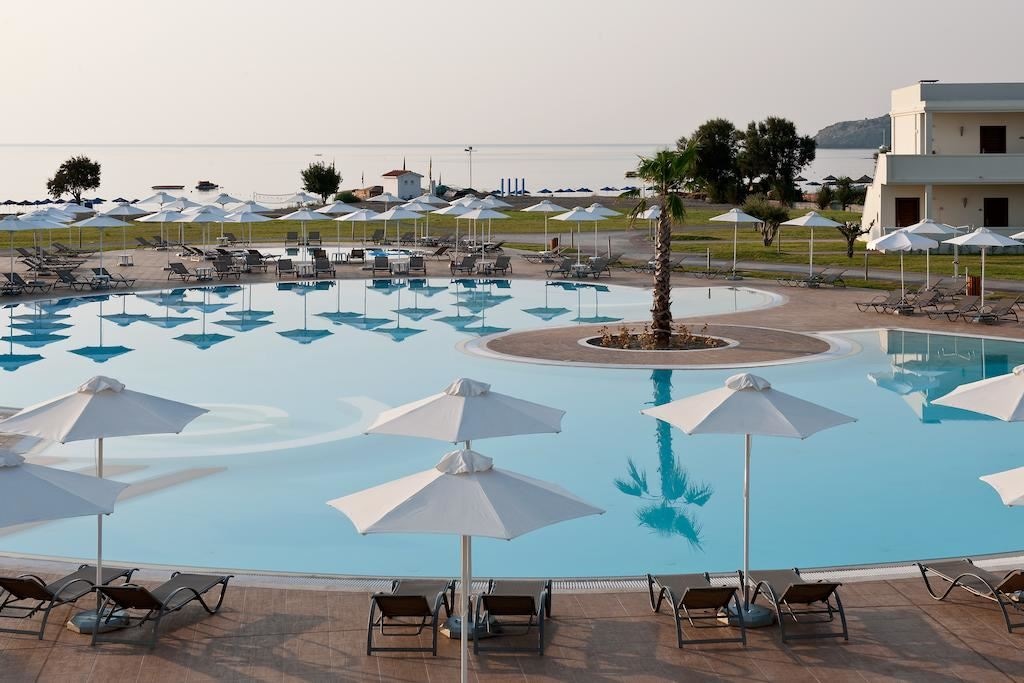 pools-outdoor-pool