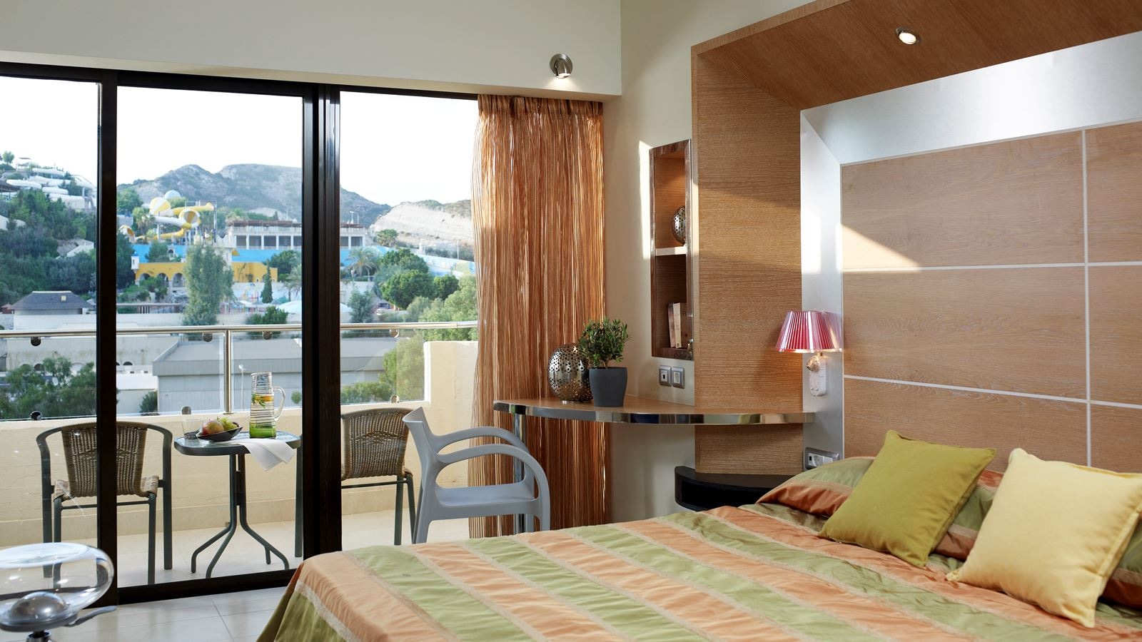 rooms-double-room-garden-view-balcony