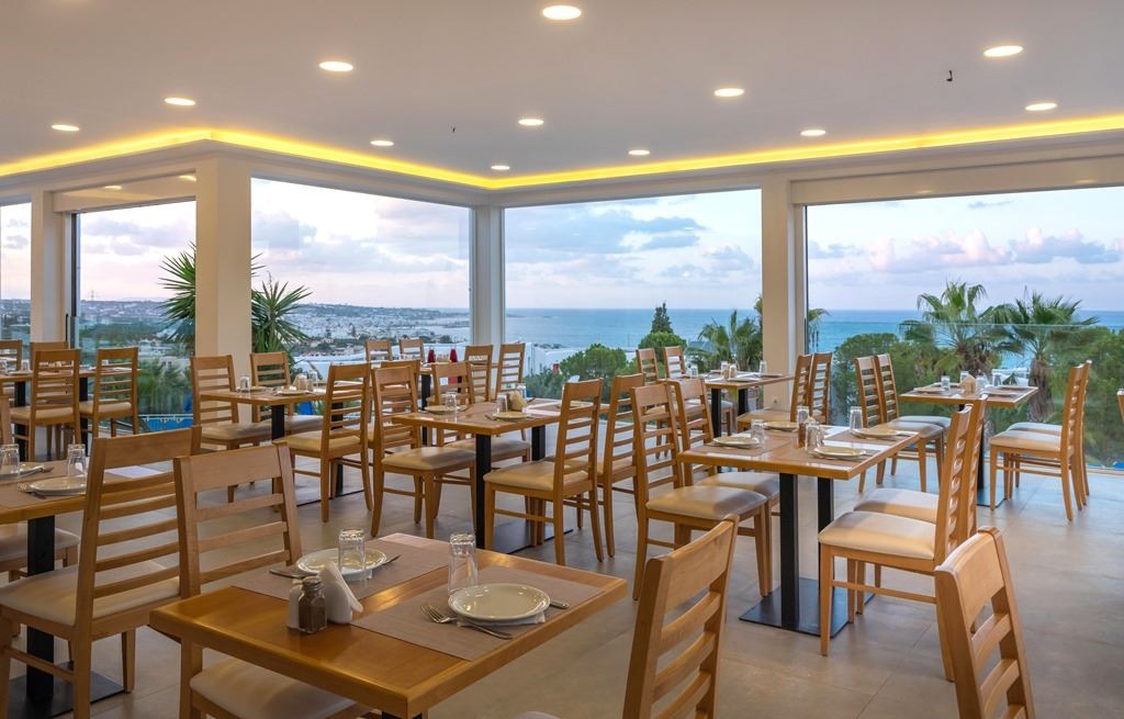 restaurants-main-building