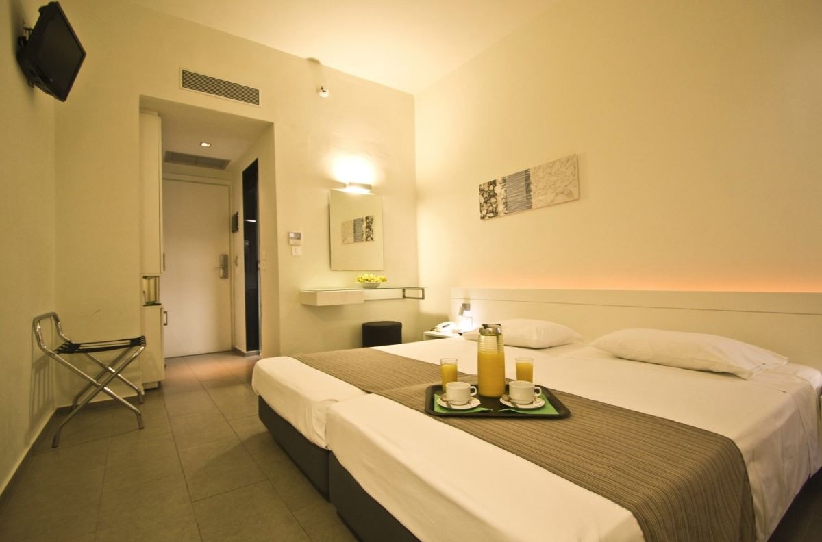 rooms-double-room
