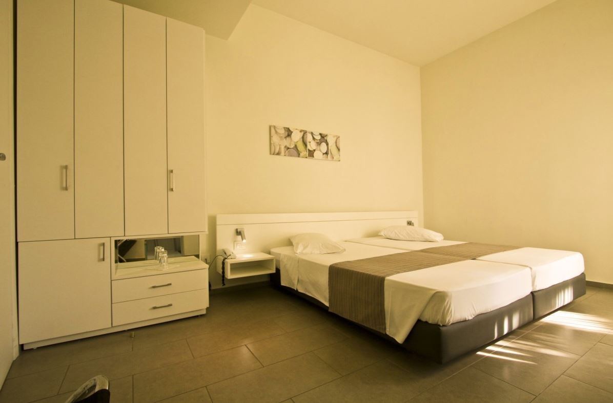 rooms-double-room