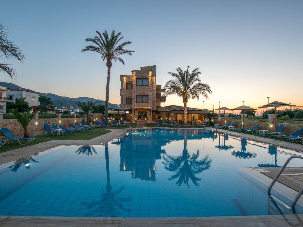 pools-outdoor-pool