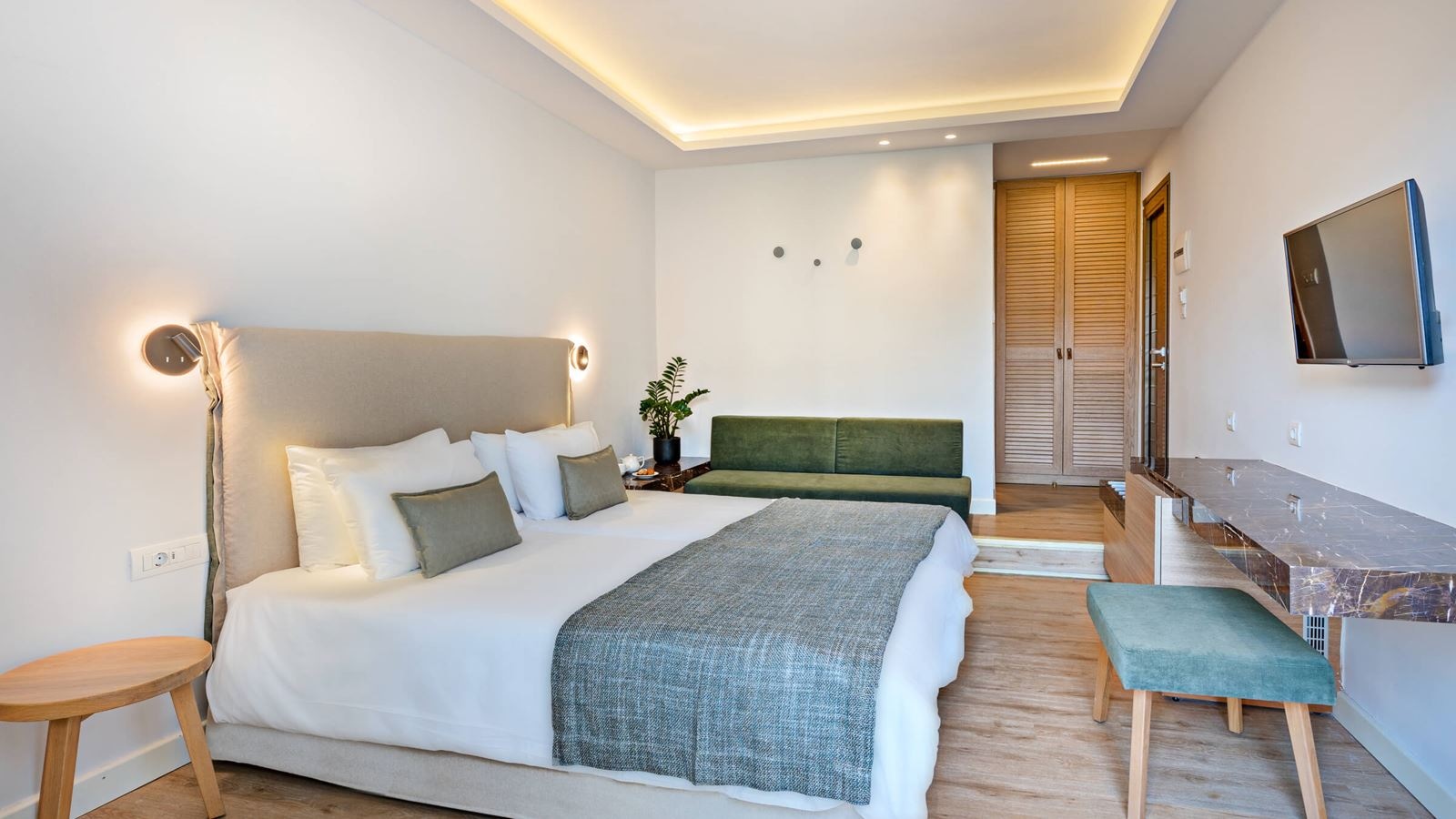 rooms-family-room