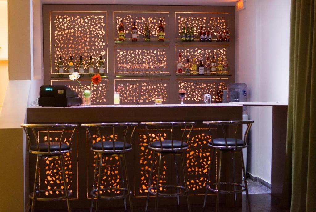 bars-lobby-bar