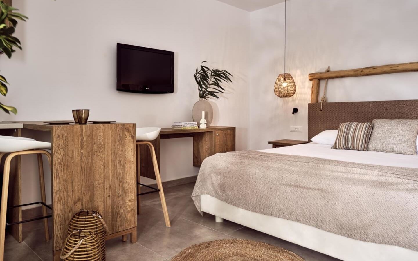 rooms-studio-grand-superior-gardenview-balcony-or-terrace