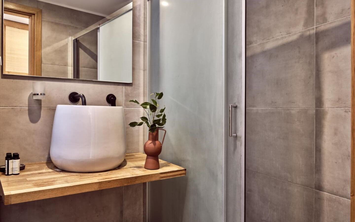 rooms-studio-grand-superior-gardenview-balcony-or-terrace