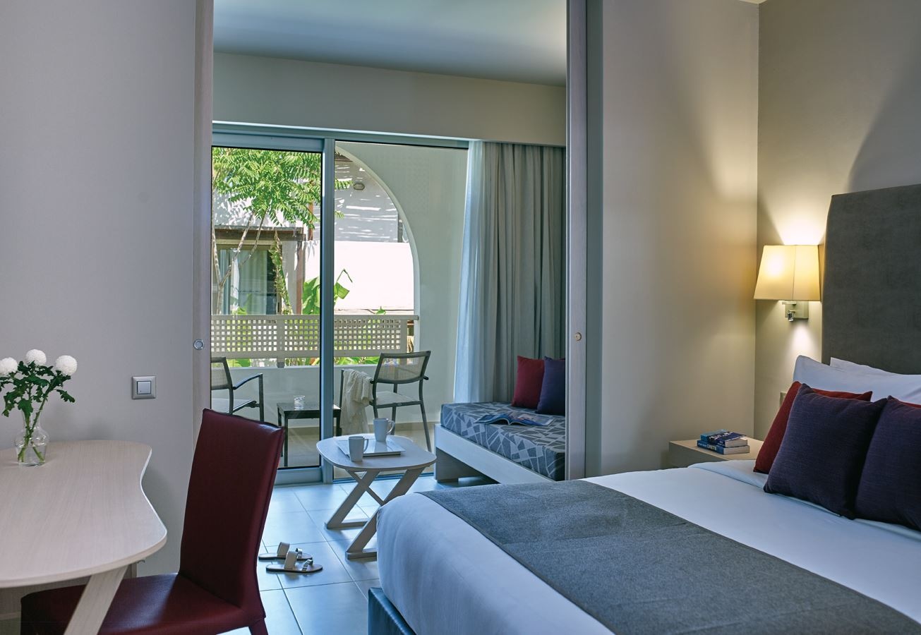 rooms-family-room